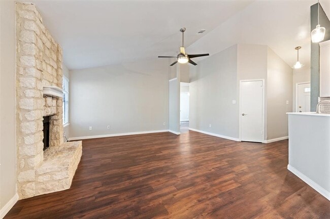 Building Photo - 8704 Birmingham Dr