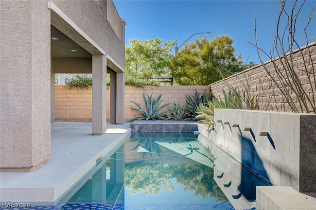 Building Photo - 7778 Tableland View Ct