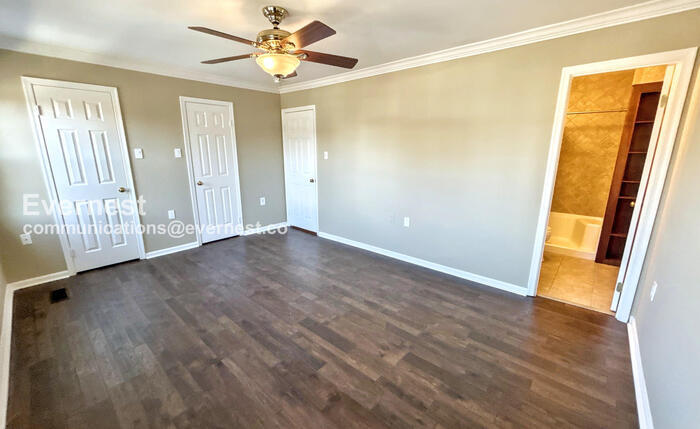 Building Photo - 11373 Cromwell Ct