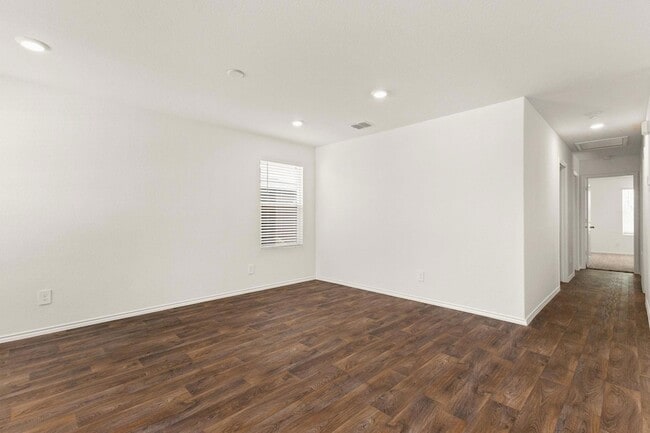 Building Photo - 14865 Cactus St