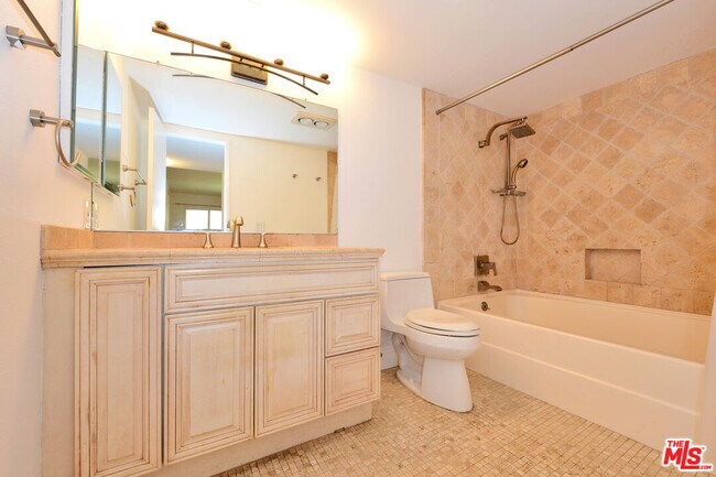 Building Photo - 2700 Cahuenga Blvd