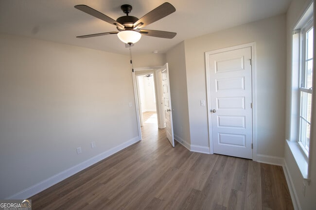 Building Photo - 125 Enclave Ct