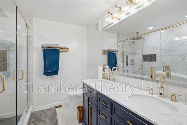 Building Photo - 12781 Fair Crest Ct