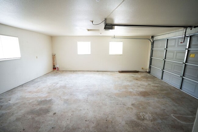 Building Photo - Single Level Home in McKinelyville