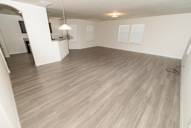 Building Photo - 5714 Plantation Forest Dr
