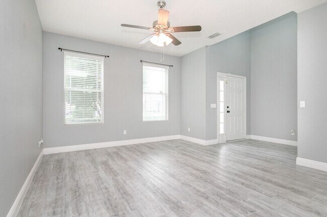 Building Photo - 1511 Whitewater Falls Dr