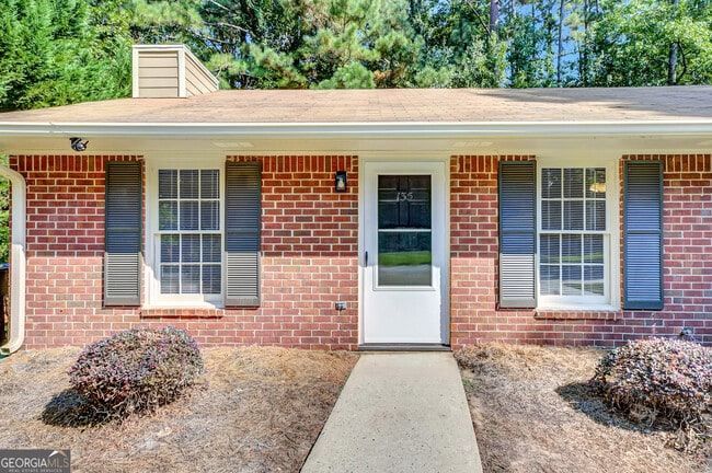 Building Photo - 135 Belle Dr