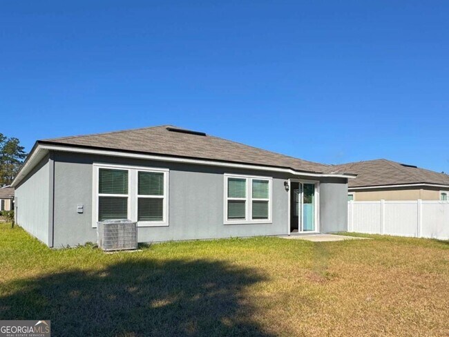 Building Photo - 101 Landing Blvd