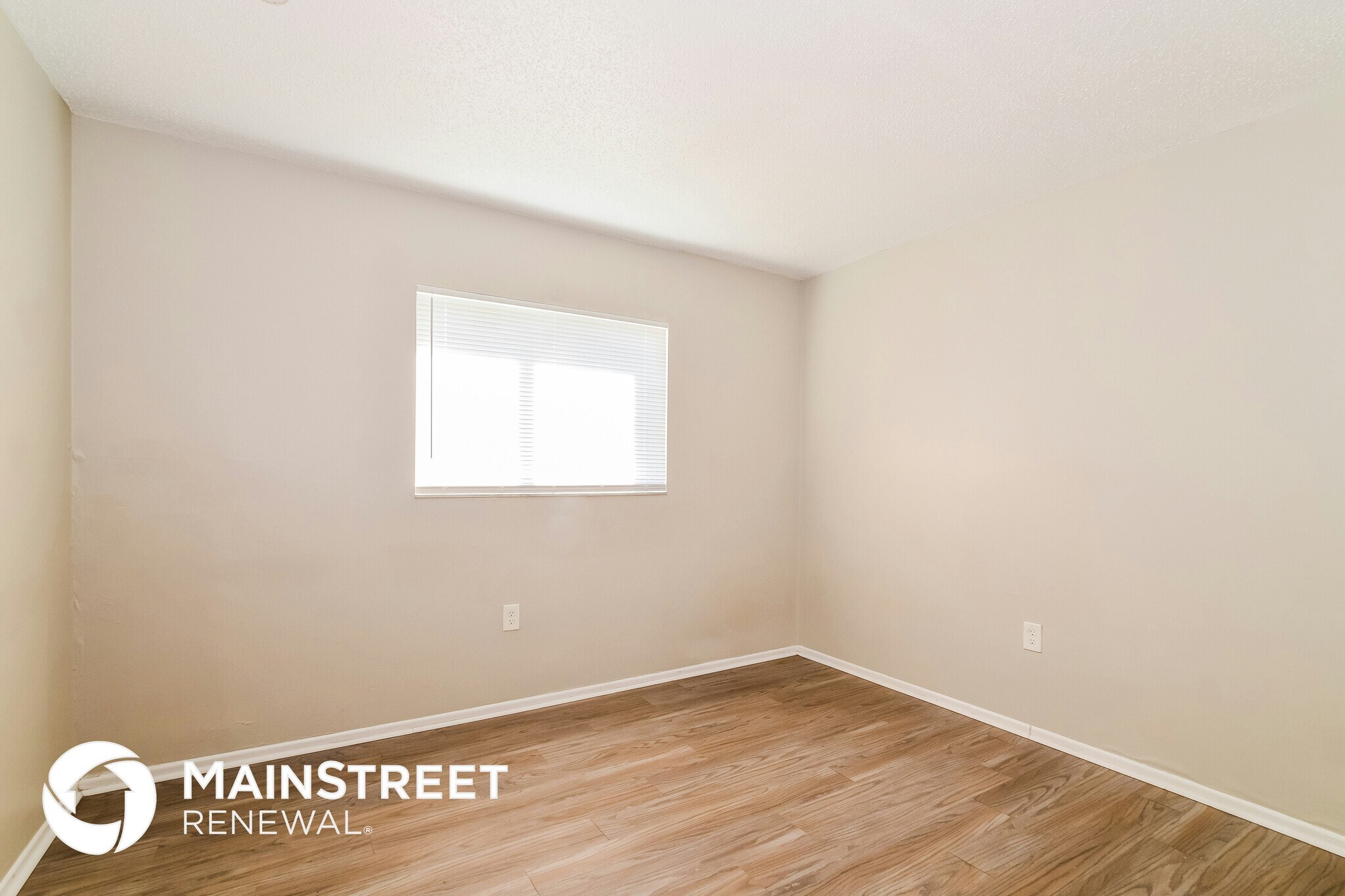 Building Photo - 2000 Burning Tree Dr