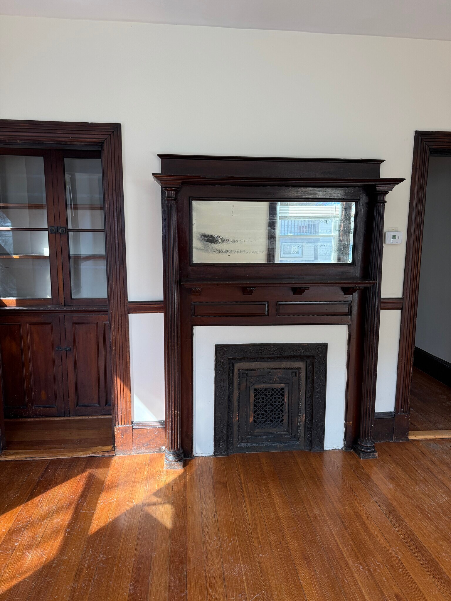 Building Photo - 18 Whitby Ter