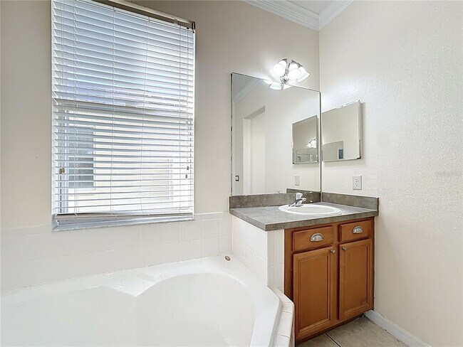 Building Photo - 9551 Bennington Chase Dr