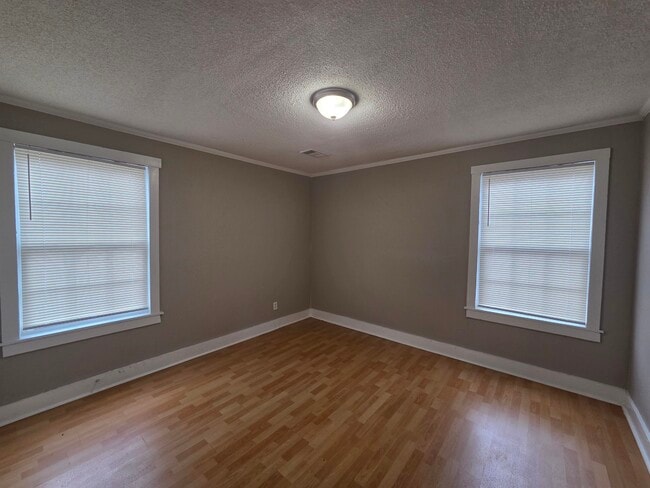 Building Photo - 3458 Radford Rd