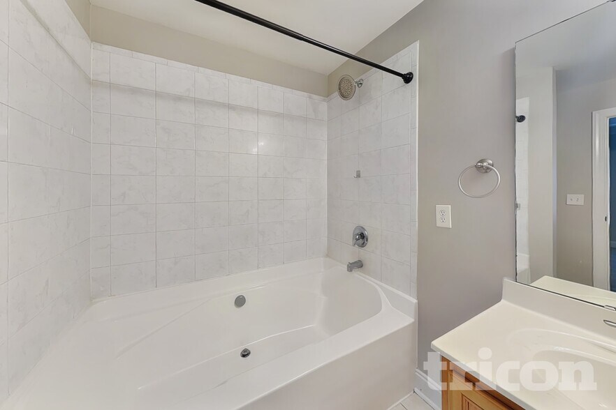 Building Photo - 4813 Samuel Richard St