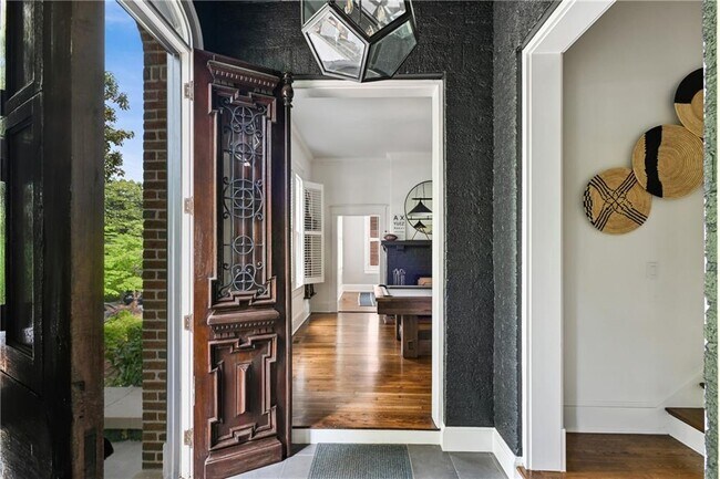 Building Photo - 635 Bonaventure Ave NE