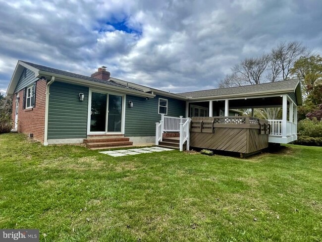 Building Photo - 313 Windsor Ct