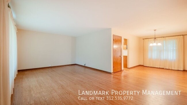 Building Photo - 700 Ridge Rd