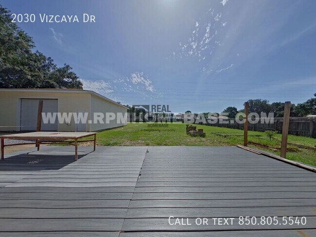 Building Photo - 2030 Vizcaya Dr