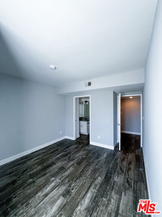Building Photo - 9939 Topanga Canyon Blvd