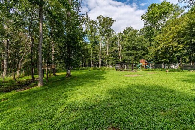 Building Photo - 11450 Acton Ln