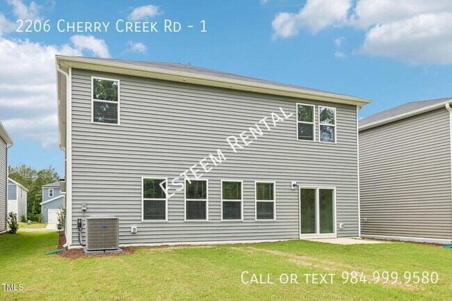 Building Photo - 2206 Cherry Crk Rd