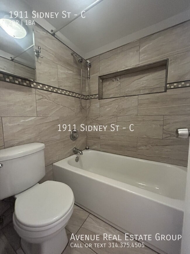 Building Photo - 1911 Sidney St
