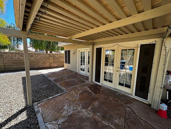 Building Photo - 1420 E Countrywalk Ln
