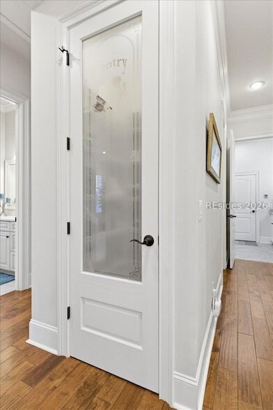 Building Photo - 165 Topside E