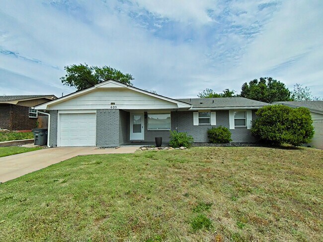Primary Photo - 409 NW 75th St