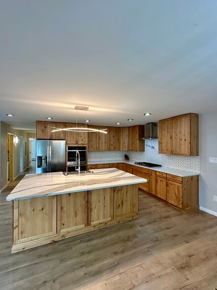 Building Photo - 8825 Runamuck Pl
