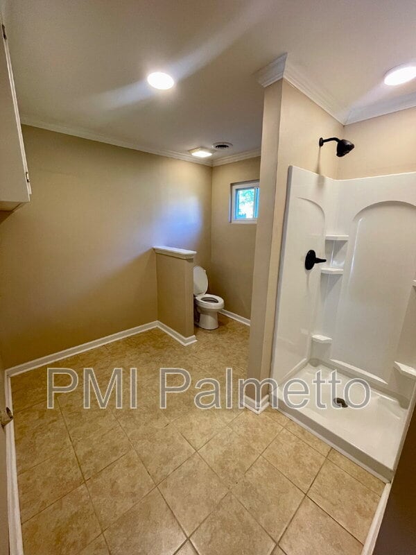 Building Photo - 4716 Palm Tree Ln