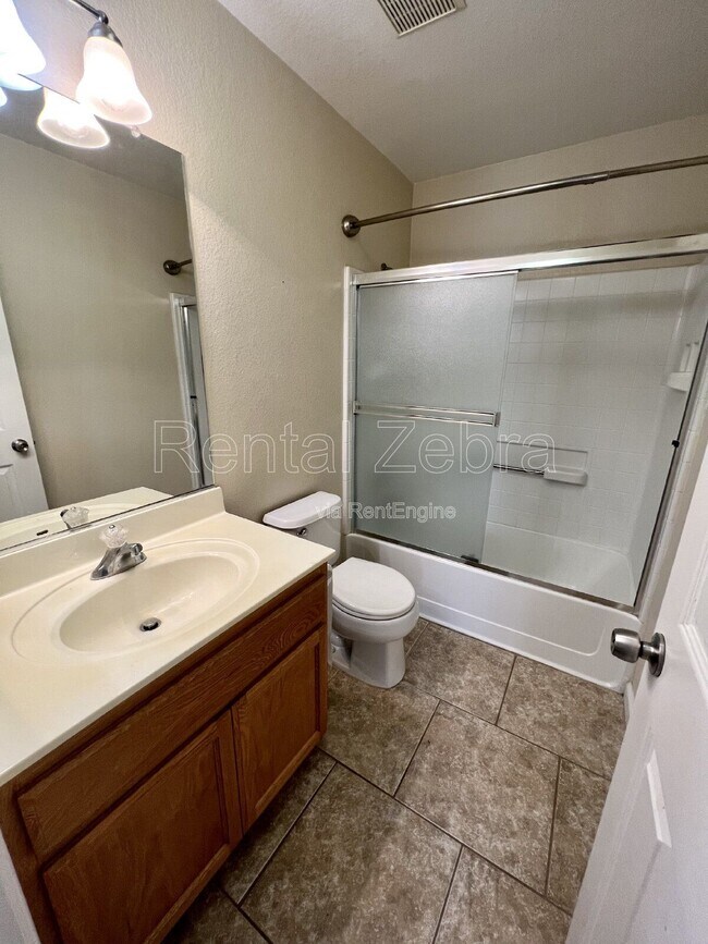 Building Photo - 1209 Duck Blind Cir