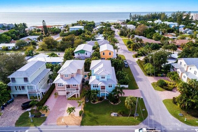 Building Photo - 4808 Gulf Dr