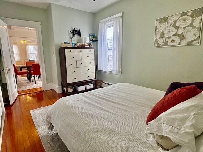 Building Photo - 69 Beaumont St