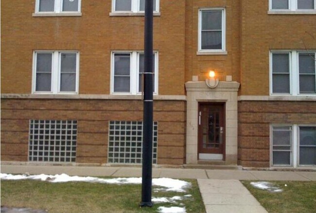 Primary Photo - 4937 W 18th St