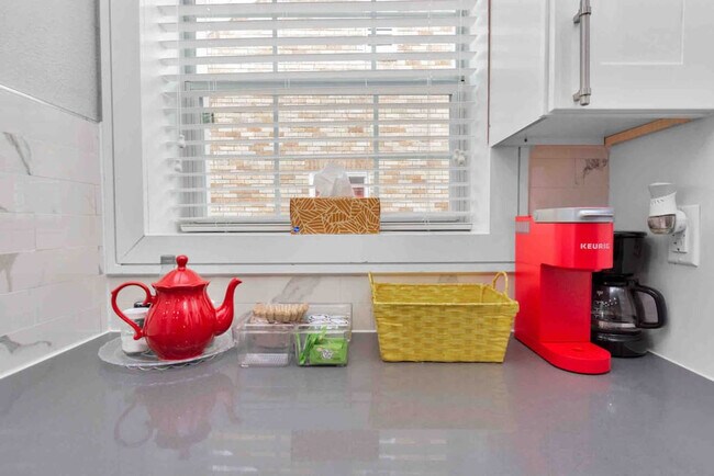 Building Photo - 2615 Arbor St