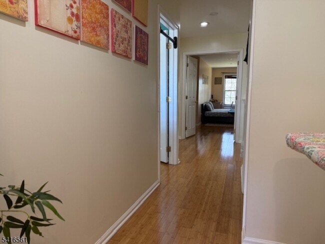 Building Photo - 1704 Bergen Ct