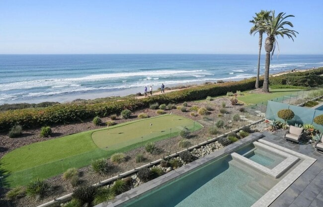 Building Photo - Luxury Coastal Escape w/ Resort-Style Amen...