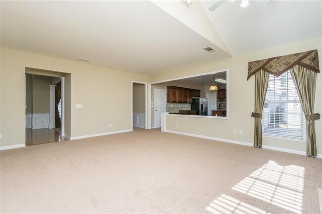 Building Photo - 4987 Rustic Canyon Dr