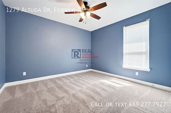 Building Photo - 1279 Altuda Dr