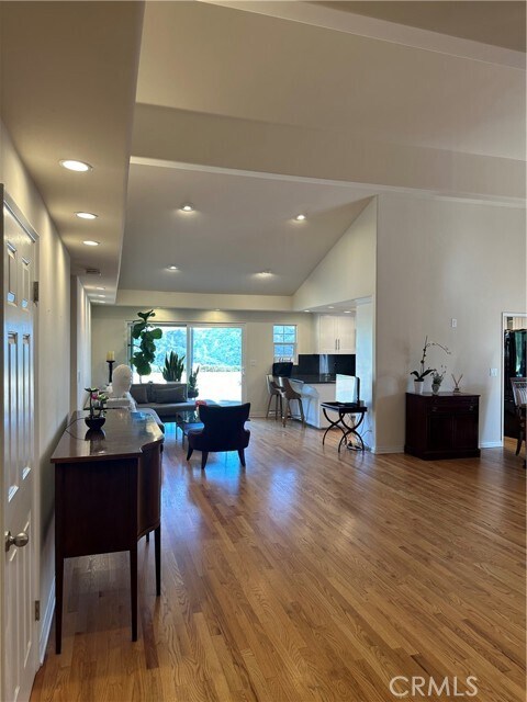 Building Photo - 3160 Kirkham Dr