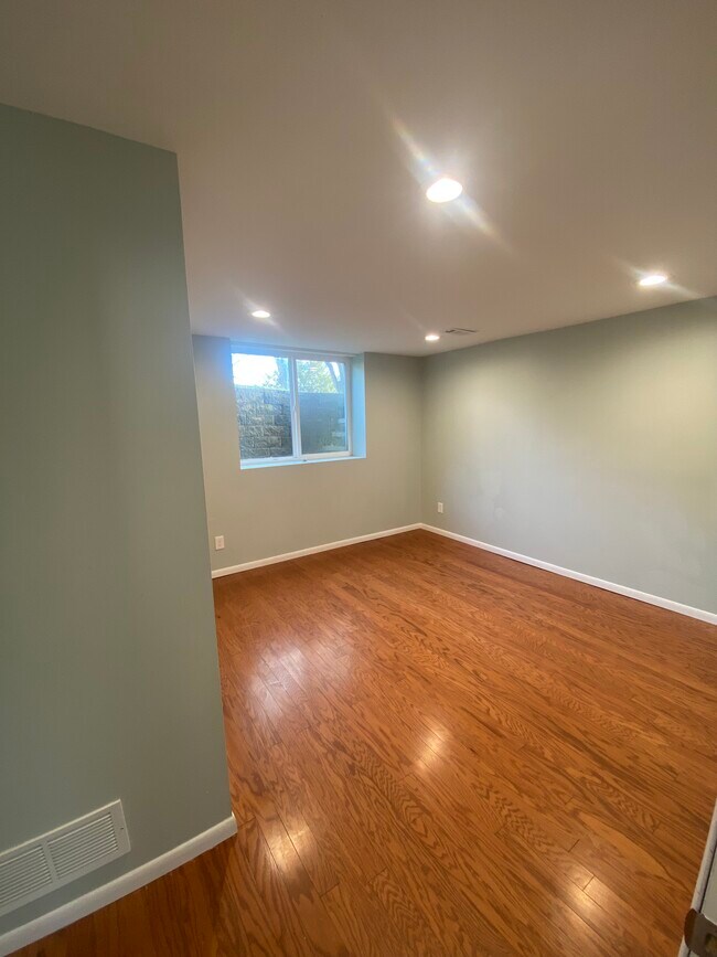 Building Photo - 9645 Loveland Madeira Rd