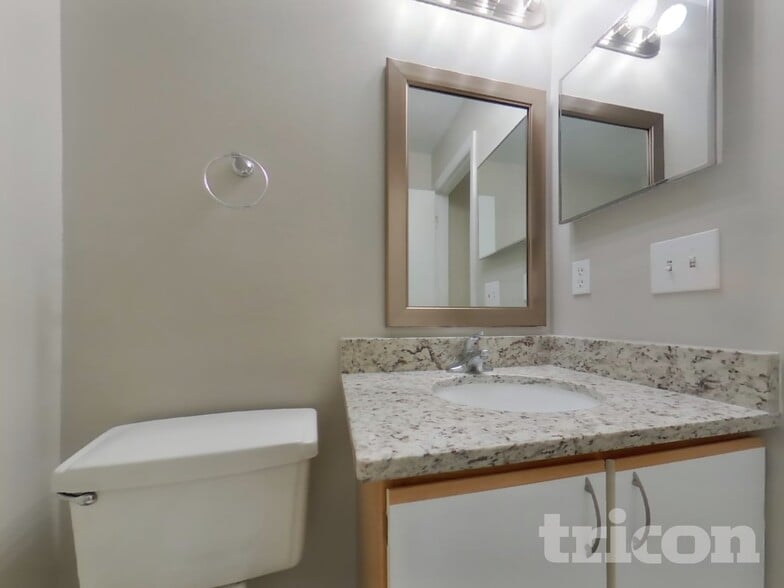 Building Photo - 228 Danville Dr