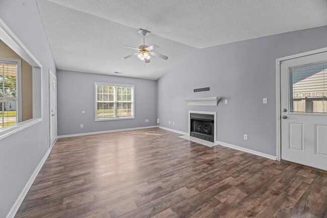 Building Photo - 146 Jer Mar Dr