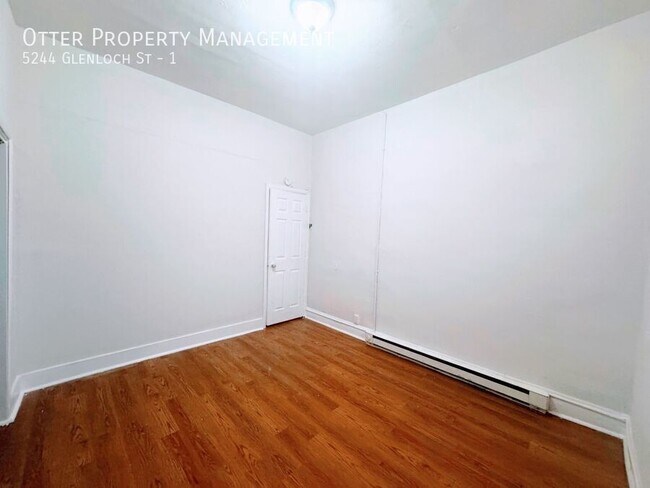 Building Photo - 5244 Glenloch St