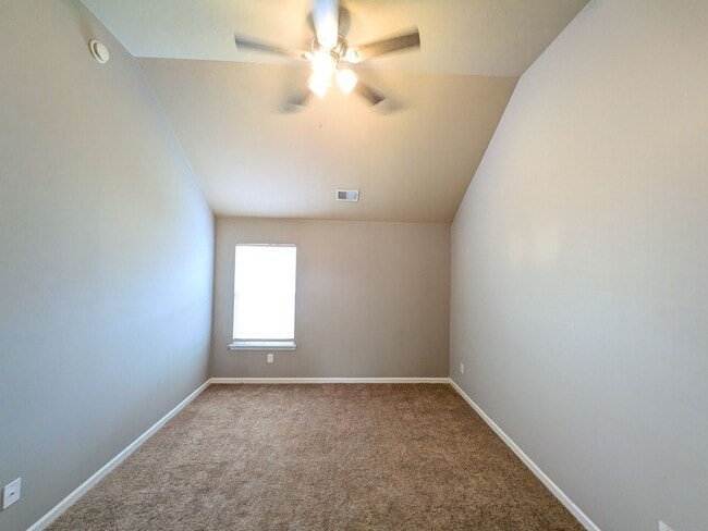 Building Photo - 2609 Serenity Ln