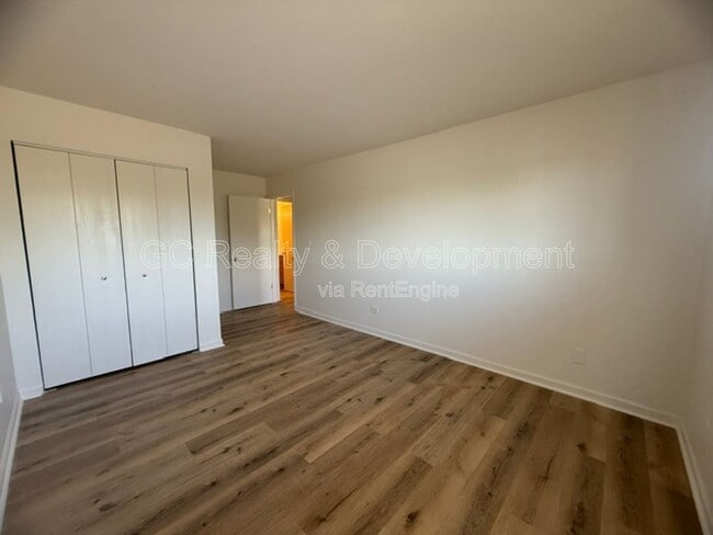 Building Photo - 57 Morningside Dr