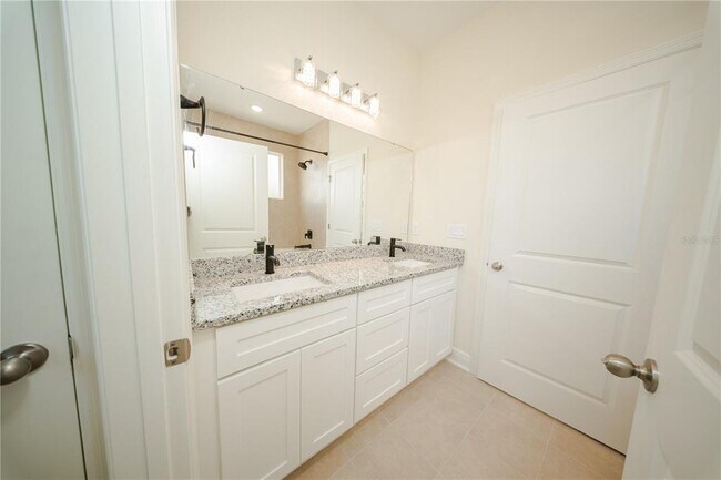 Building Photo - 1447 Kissimmee Dr