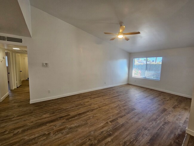 Building Photo - 3 bd with office -N. Phx - 1 story single ...