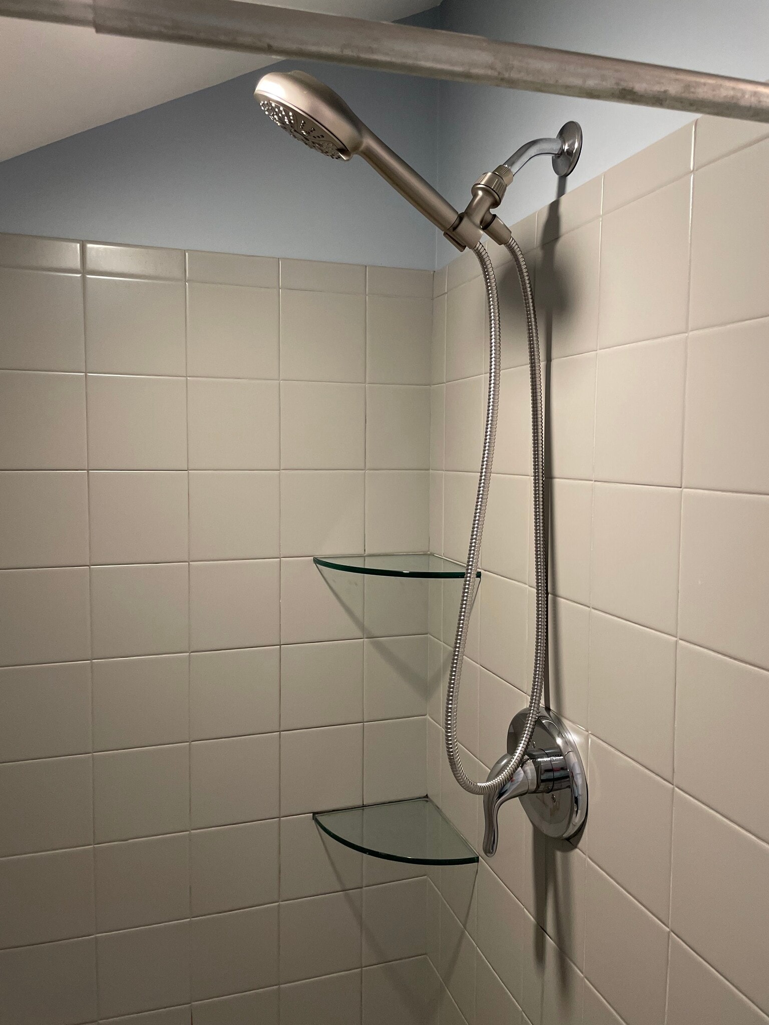 Walk-in shower - 8 Coleman Rd