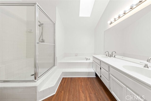 Building Photo - 7448 Bellingham Ave